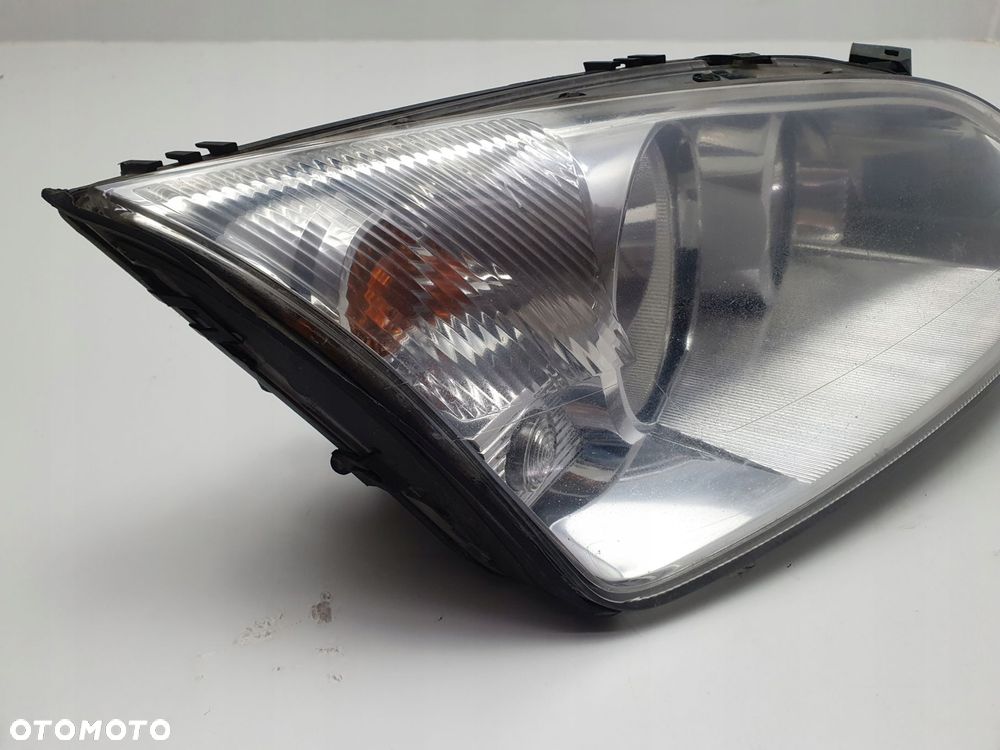 LAMPA PRAWA Ford Mondeo Mk3 III 00-07r PRZEDNIA prawy przód pasażera Europa - 3