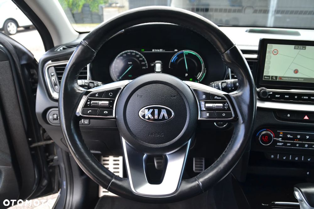 Kia Ceed 1.6 GDI DCT OPF Platinum - 28