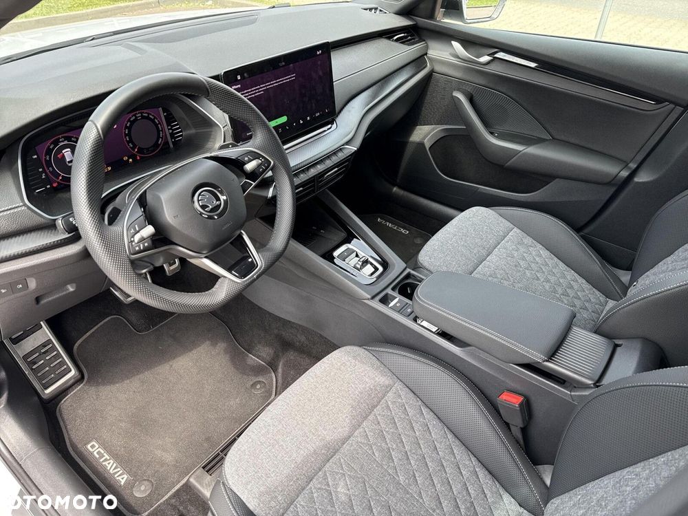 Skoda Octavia 1.5 TSI mHEV Sportline DSG - 10