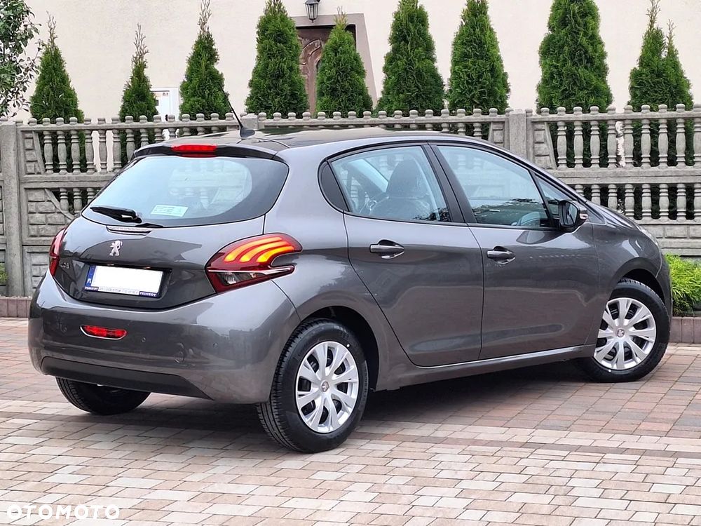 Peugeot 208 1.2 PureTech Allure - 5