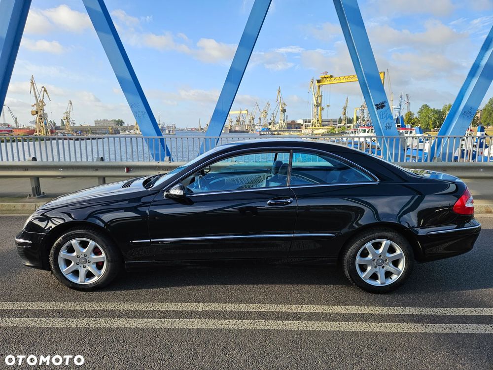 Mercedes-Benz CLK - 13