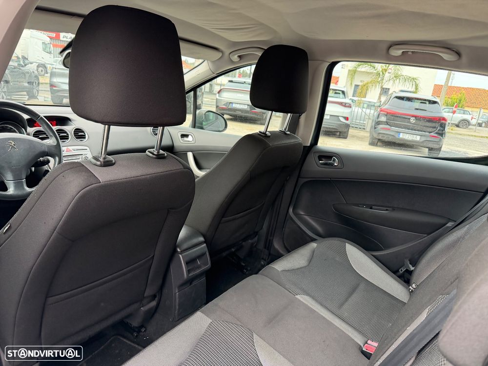 Peugeot 308 1.6 HDi Premium - 15