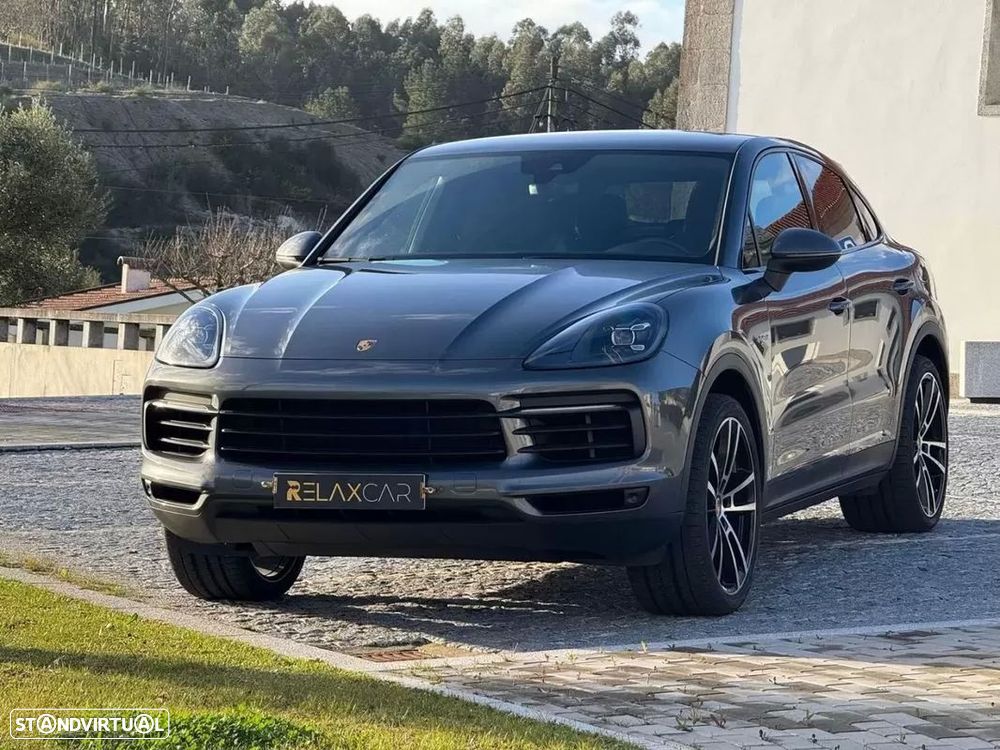 Porsche Cayenne Coupé E-Hybrid - 3