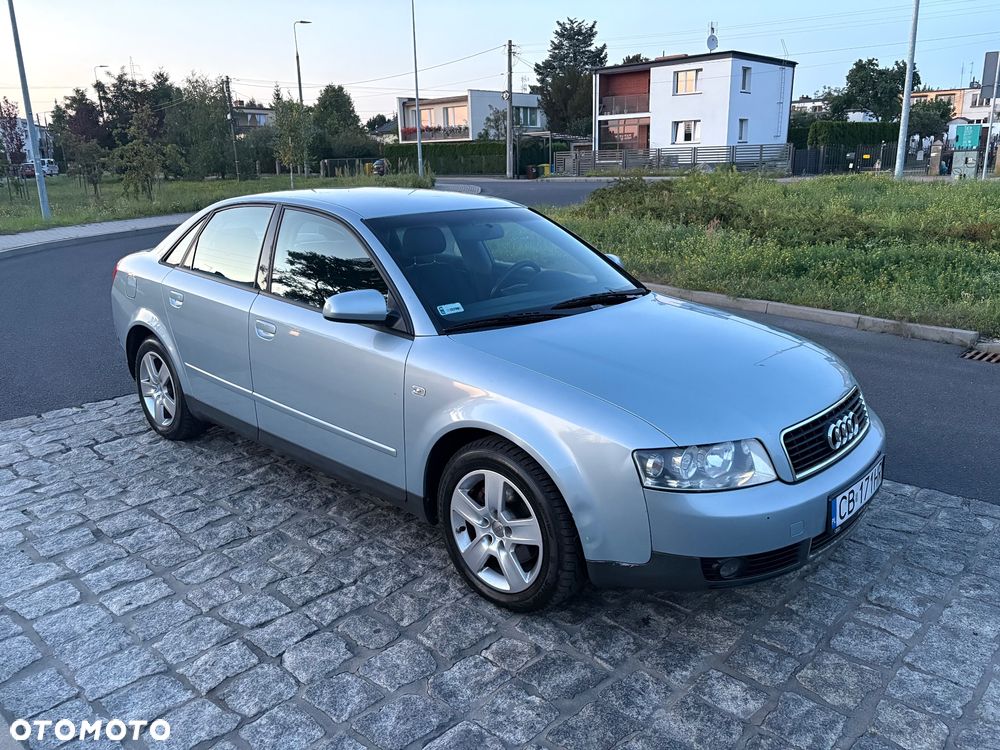 Audi A4 Limousine 1.8T - 13