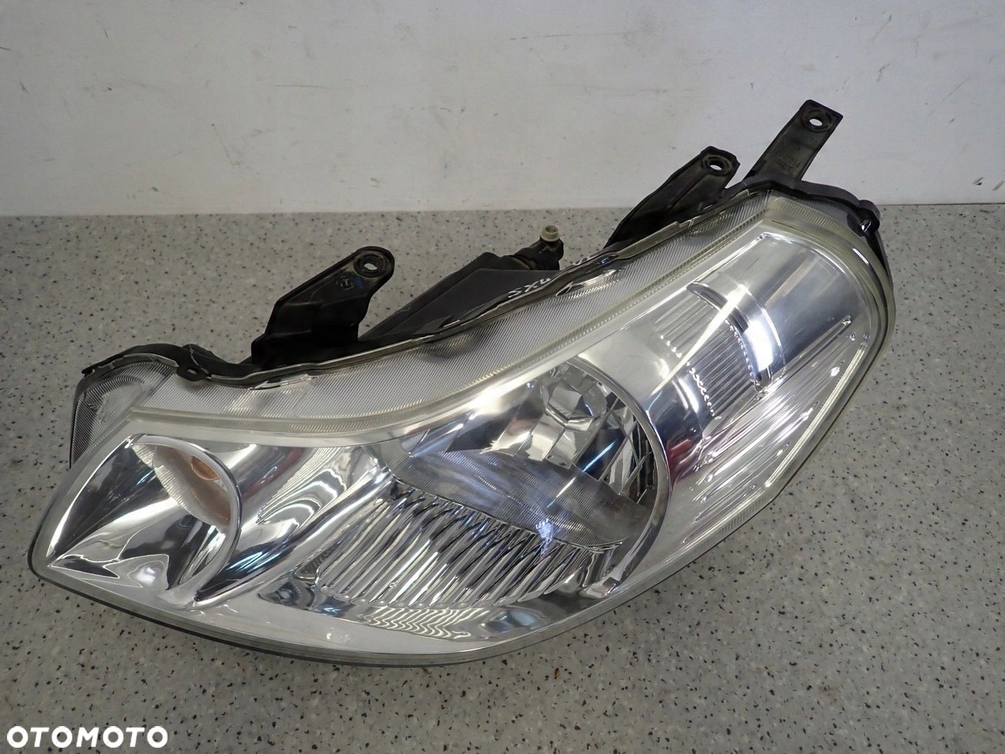 SUZUKI SX4 FIAT SEDICI 06-13 LAMPA PRZEDNIA LEWA REFLEKTOR - 6
