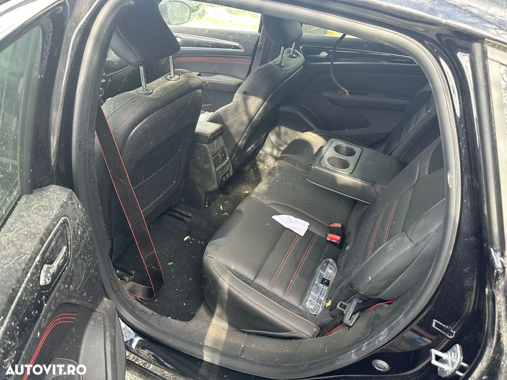 Renault Arkana MHEV 160 EDC RS Line - 8