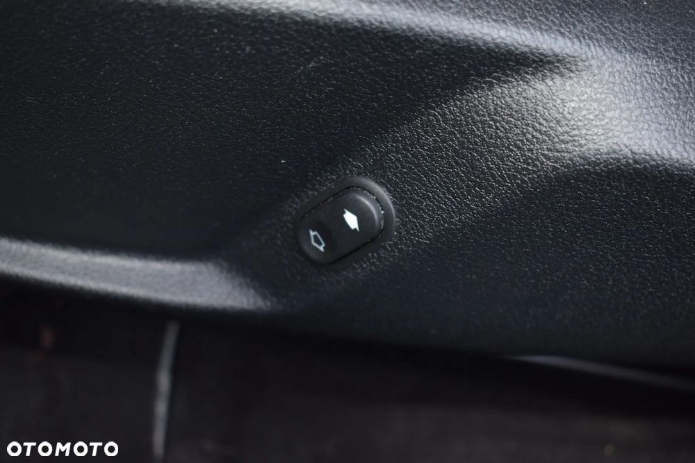 Ford Mondeo 1.6 Ti-VCT Trend - 19