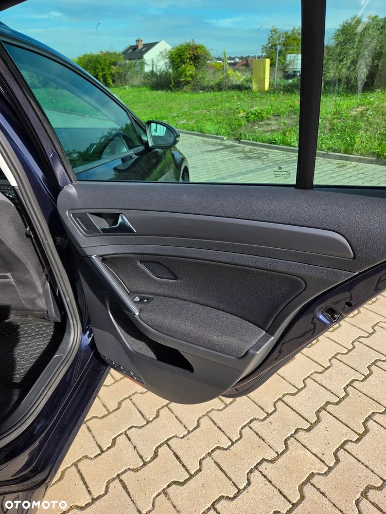 Volkswagen Golf 1.6 TDI Comfortline - 12