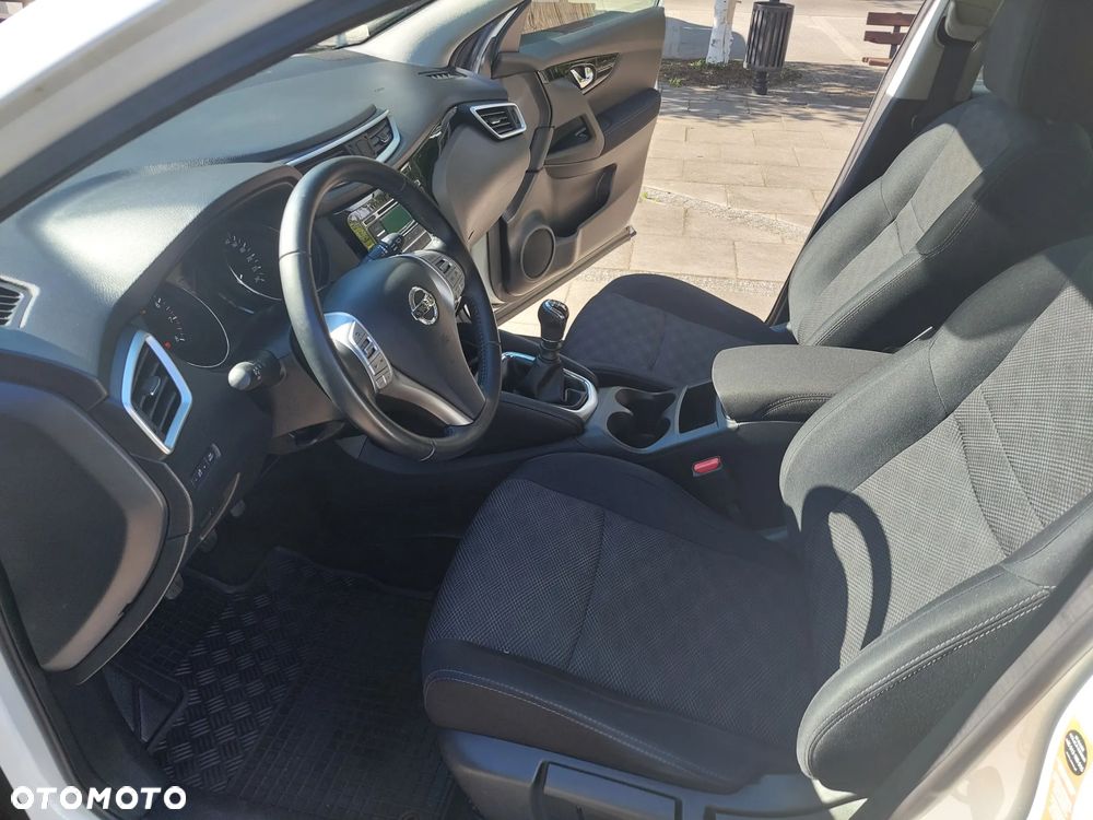 Nissan Qashqai 1.2 DIG-T N-Connecta - 17