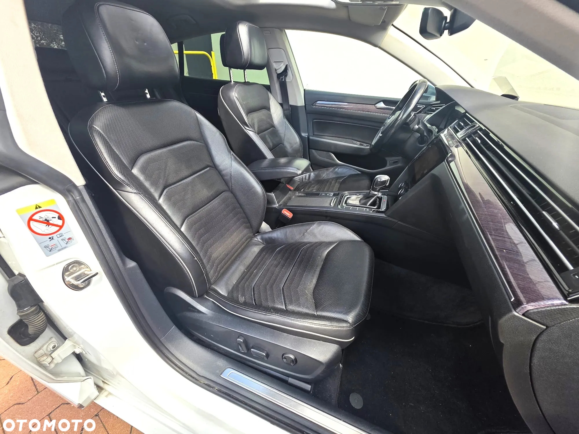 Volkswagen Arteon 2.0 TDI Bi-Turbo SCR 4Mot Elegance DSG - 14