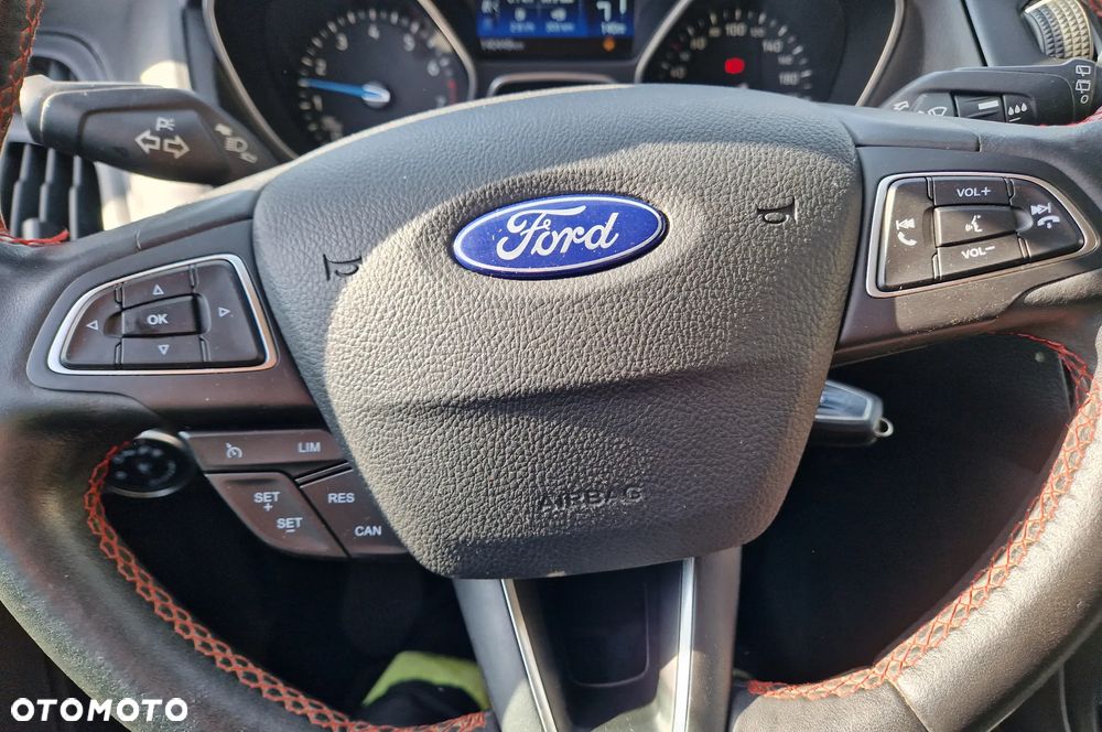 Ford Focus 1.5 EcoBoost STart-Stopp-System ST-LINE - 5