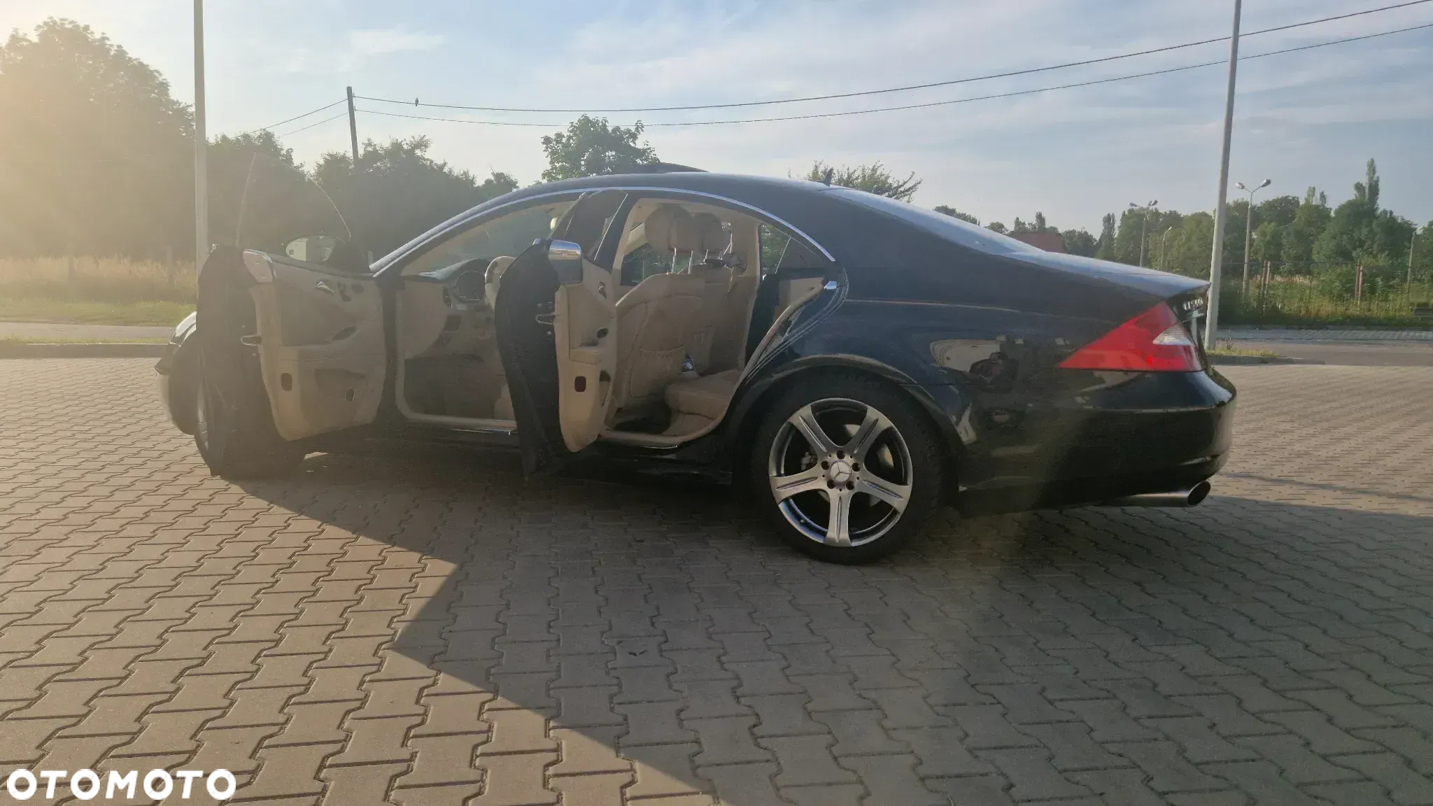 Mercedes-Benz CLS 500 - 14