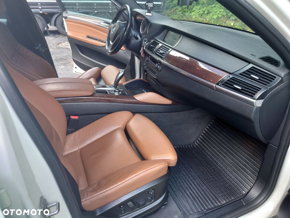 BMW X6 - 9