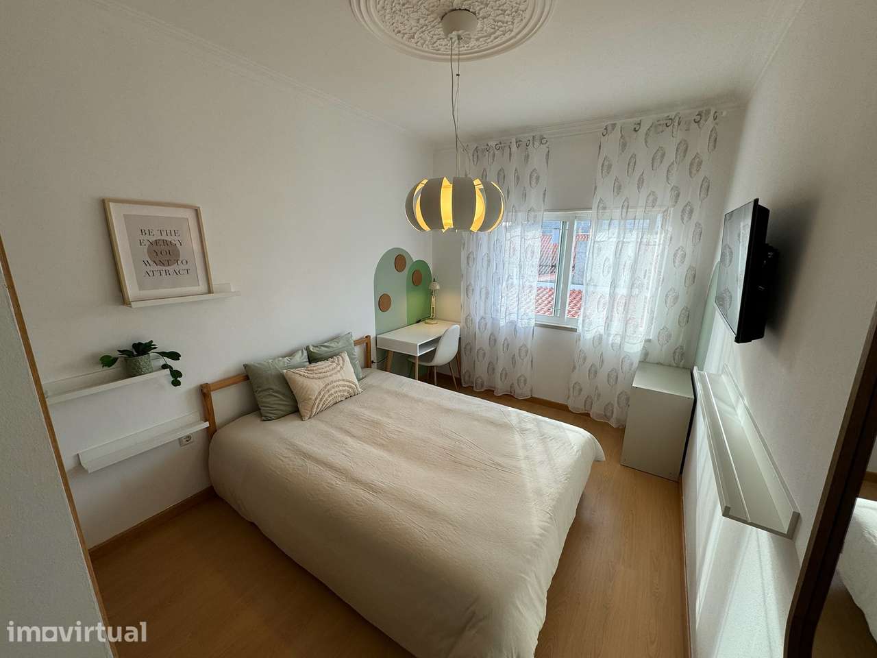 Alugo Quarto em Moradia - Grande imagem: 2/5