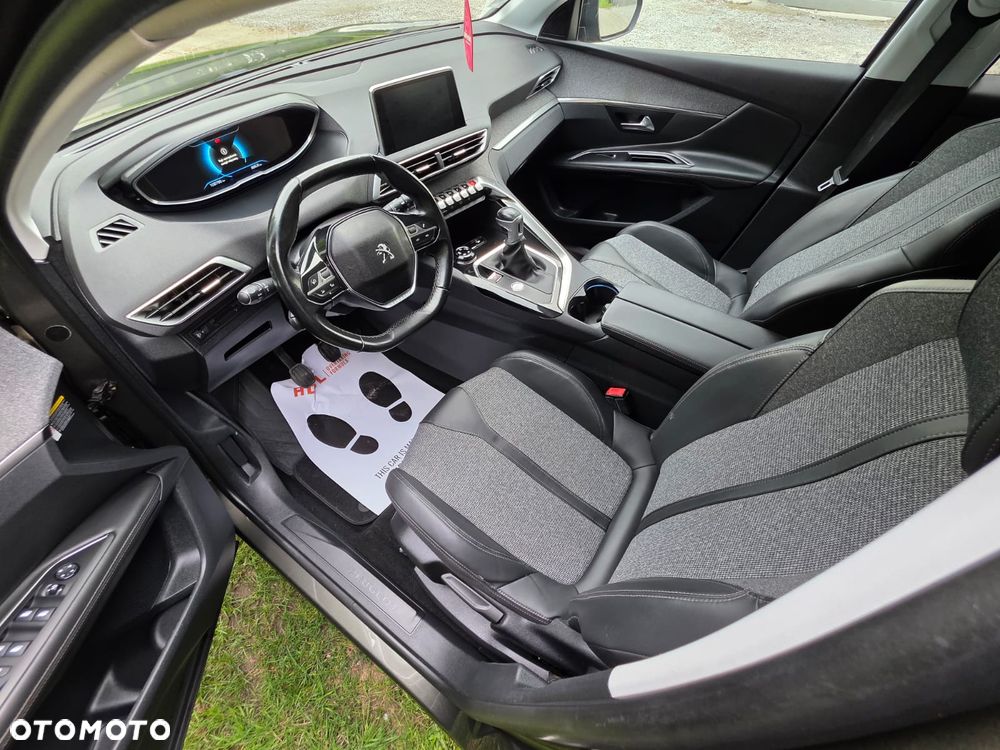Peugeot 3008 - 8