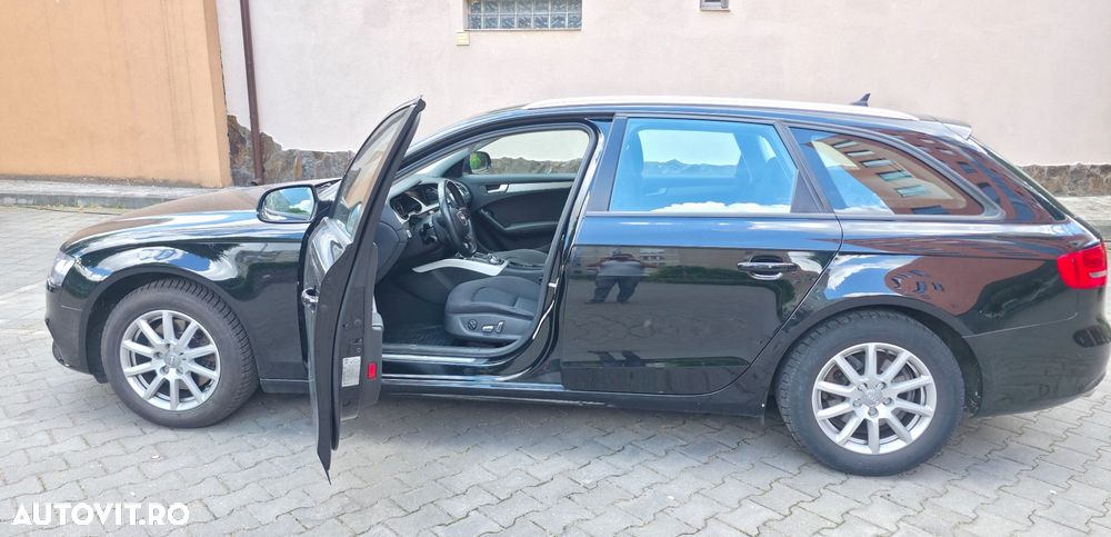 Audi A4 Avant 2.0 TDI quattro Stronic - 9