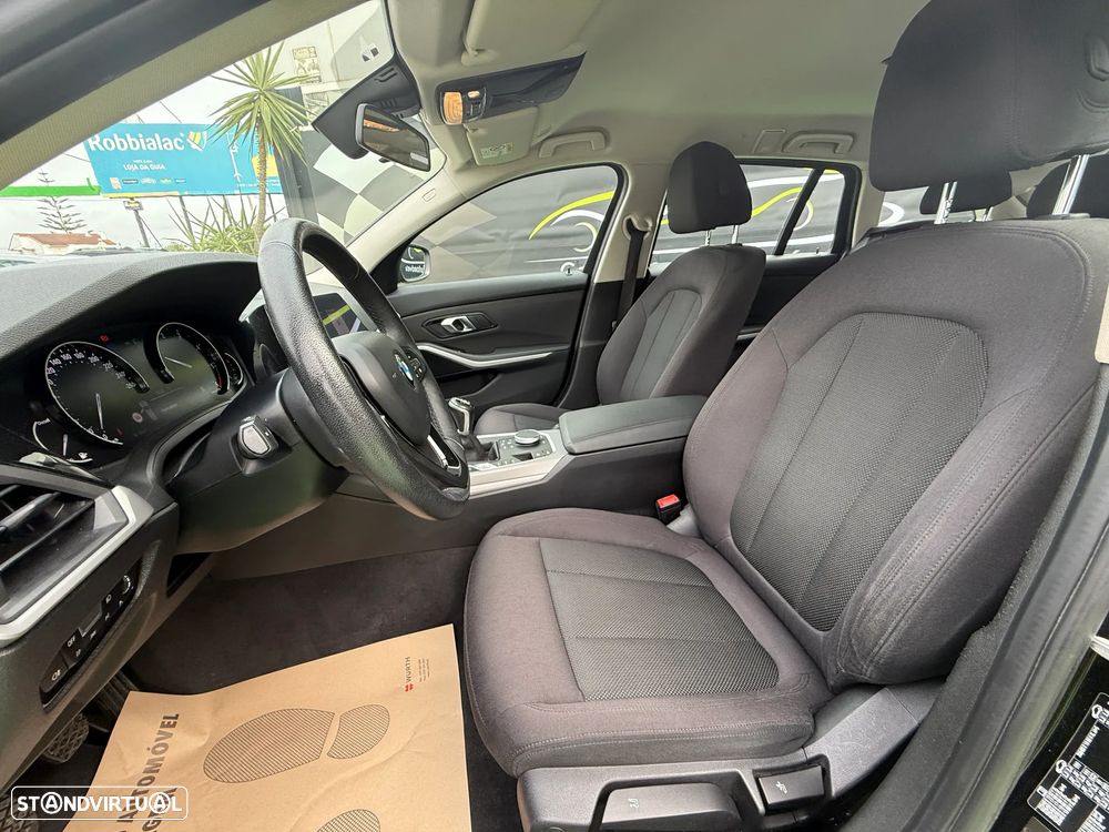 BMW 318 d Touring Advantage - 14