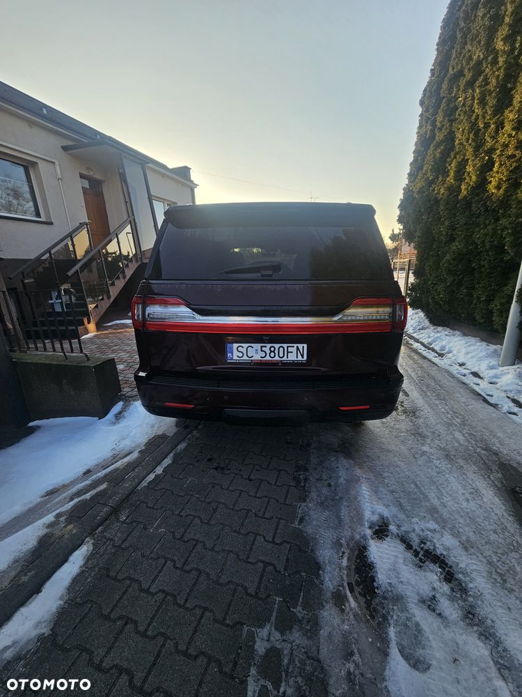 Lincoln Navigator 2018 photo 2