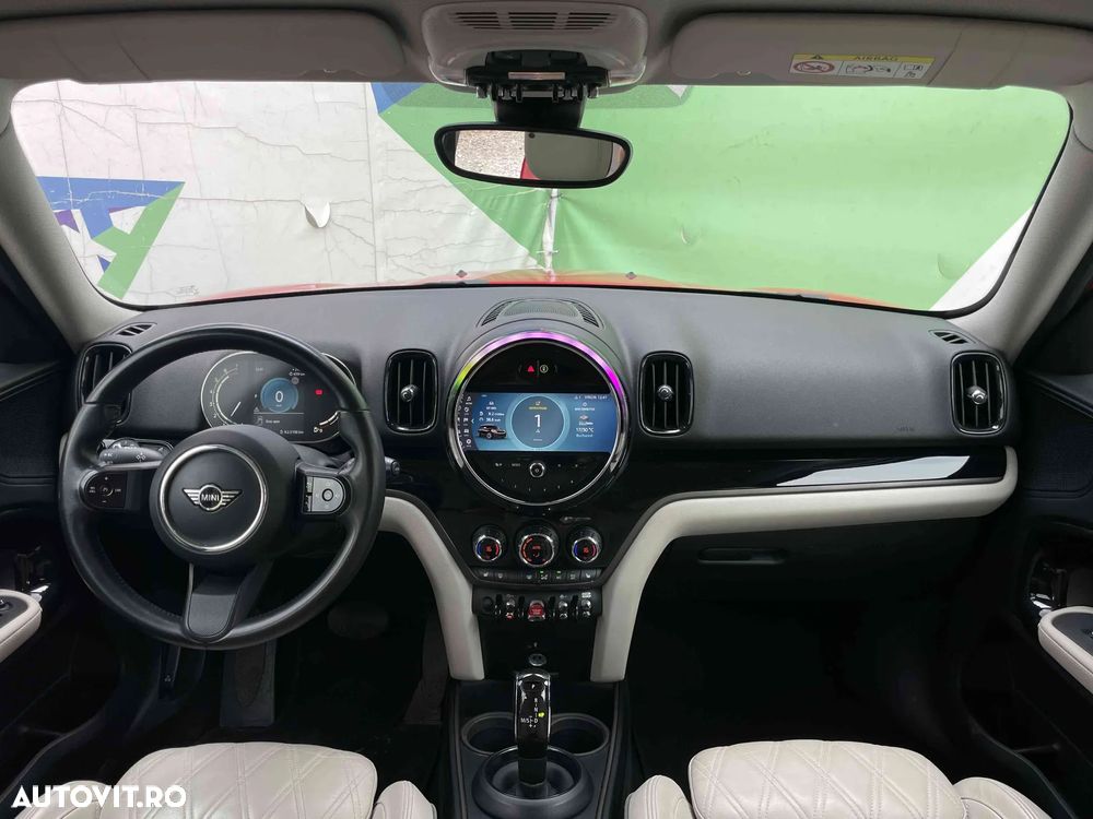 Mini Countryman - 16