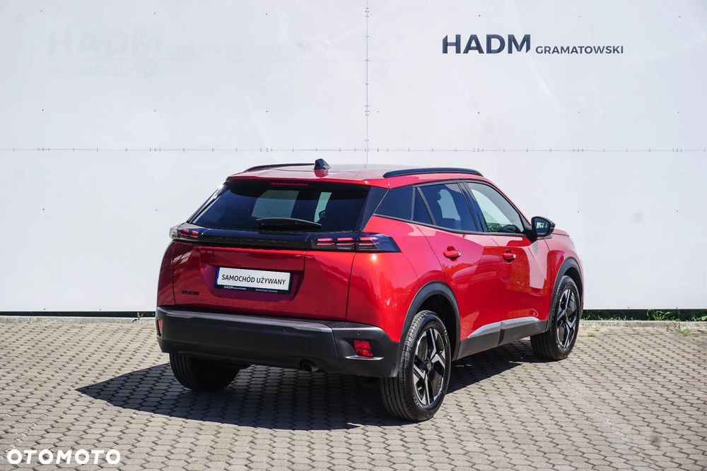 Peugeot 2008 1.2 PureTech Allure S&S - 8