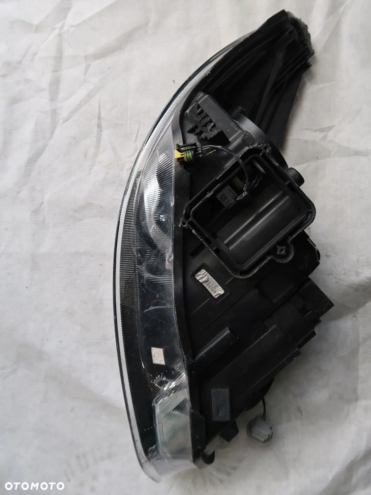 Lampa przednia Ford Focus F1EB-13D155-CC - 5