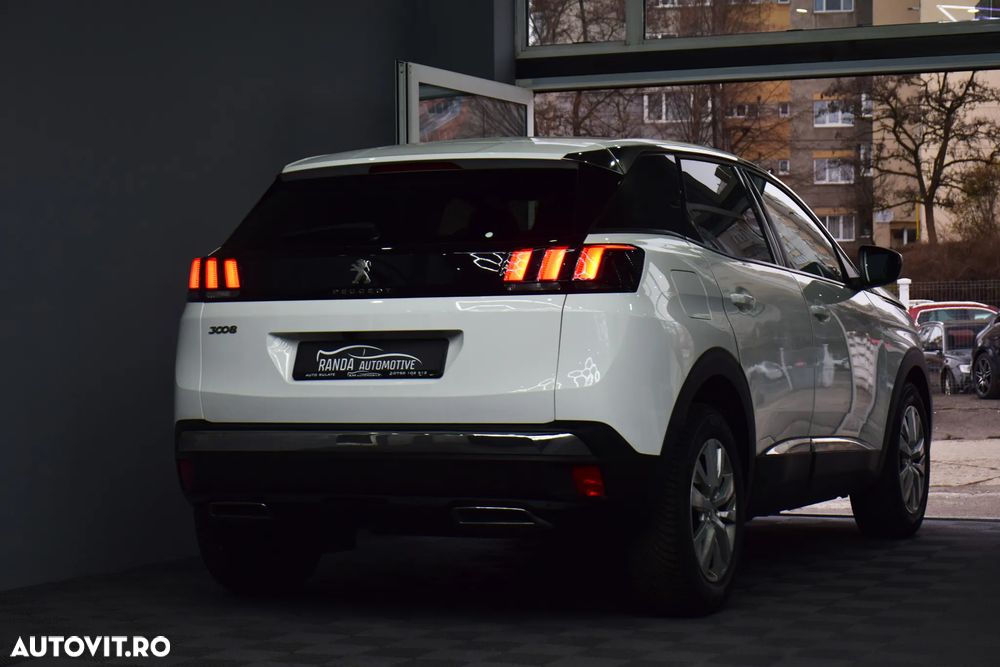 Peugeot 3008 PureTech 130 Stop & Start GPF Active Pack - 11