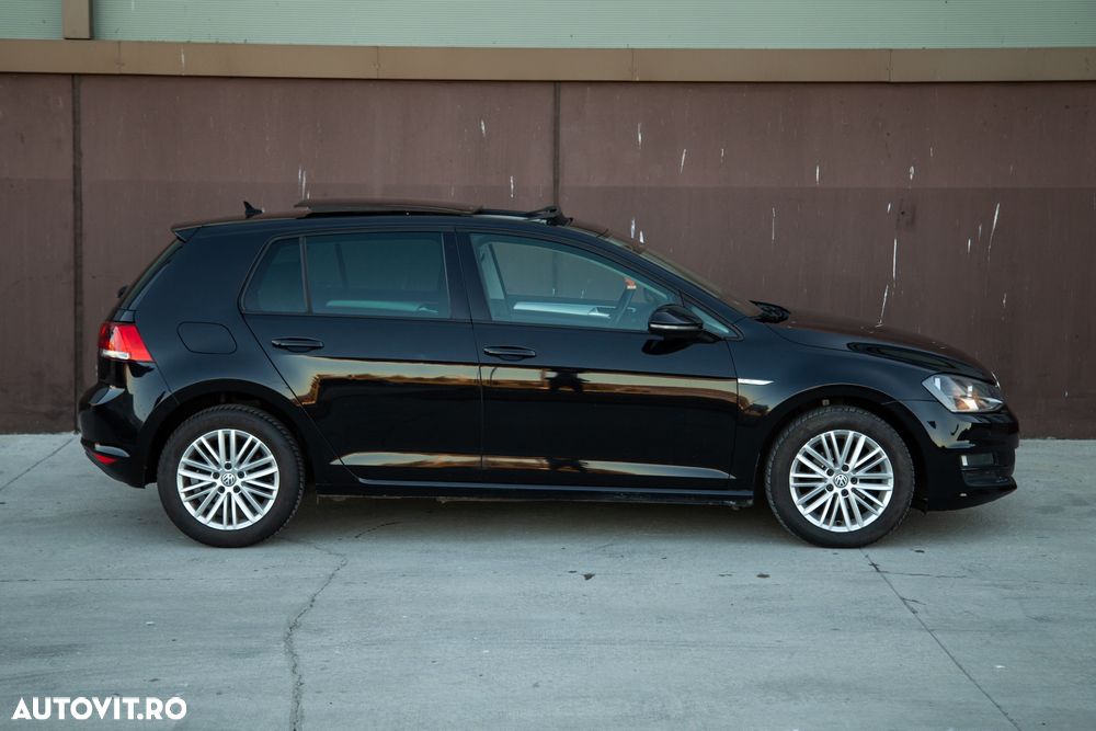 Volkswagen Golf - 37