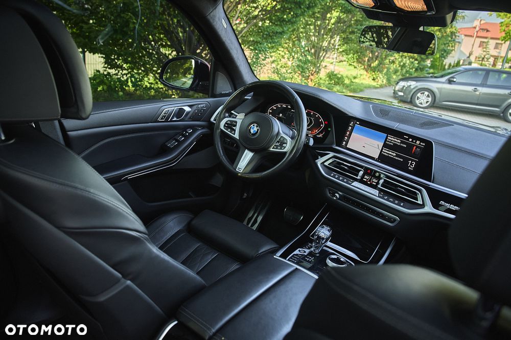 BMW X7 M50d - 30