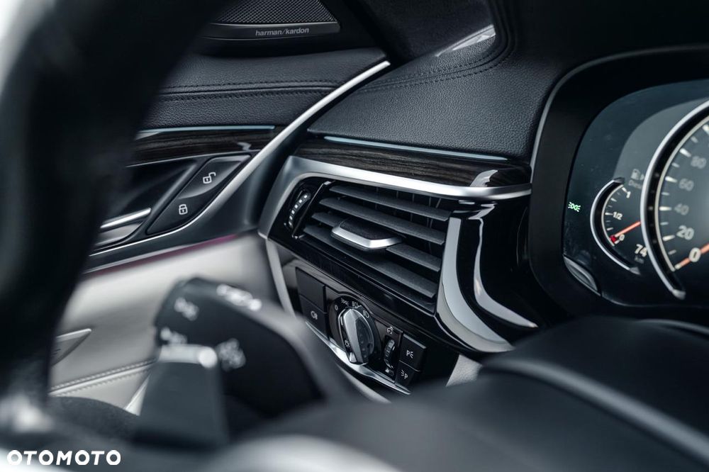BMW Seria 5 - 23