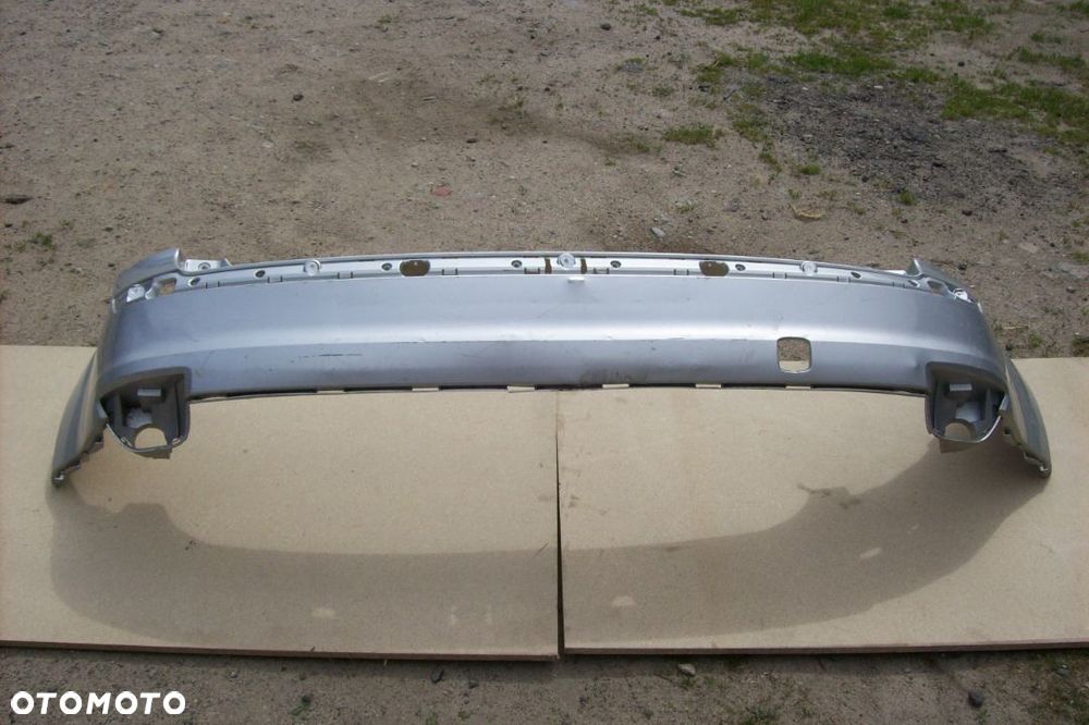 ZDERZAK TYLNY FORD FOCUS MK II HB - 1