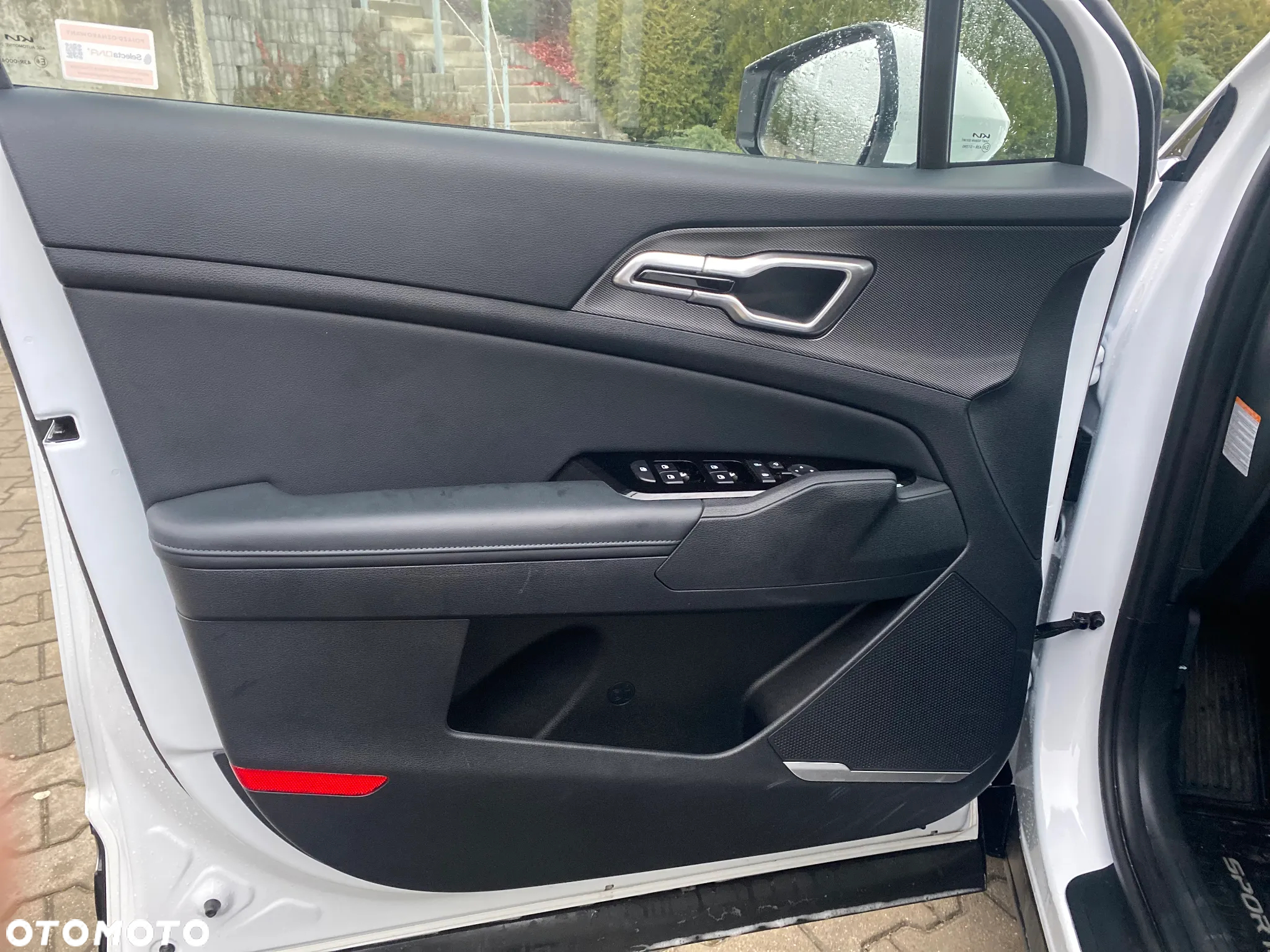 Kia Sportage 1.6 T-GDI HEV Business Line 4WD - 11