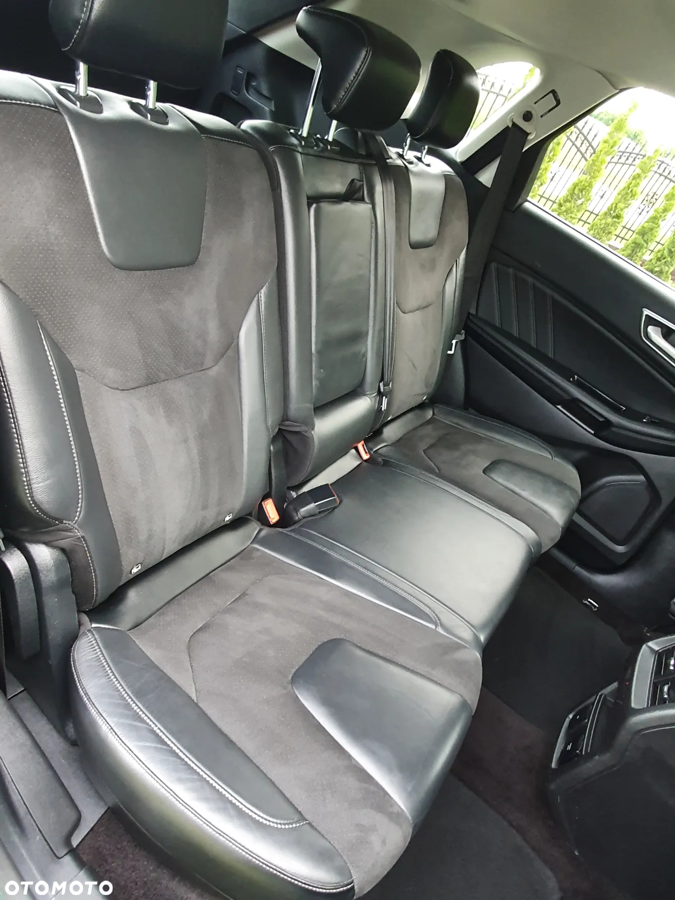 Ford Edge 2.0 TDCi Twin-Turbo 4WD Titanium - 25