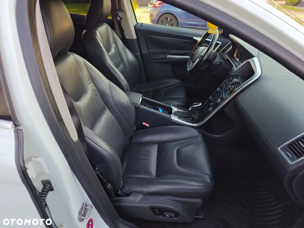 Volvo XC 60 - 37