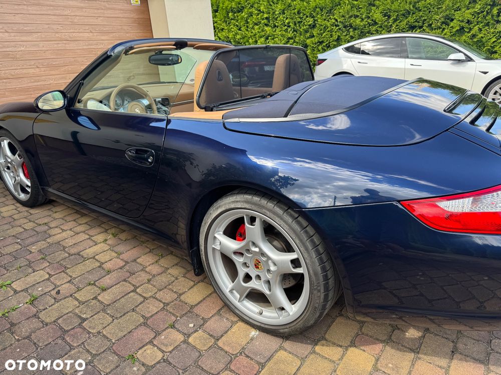Porsche 911 Carrera S - 5