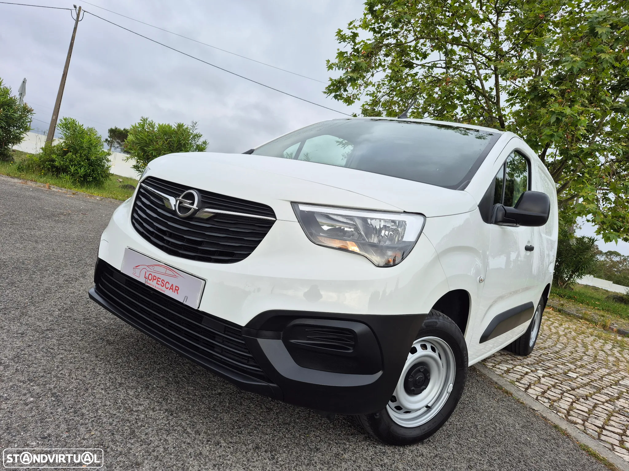 Opel Combo - 2022 | 100.000KM | GARANTIA | 3 LUGARES - 2