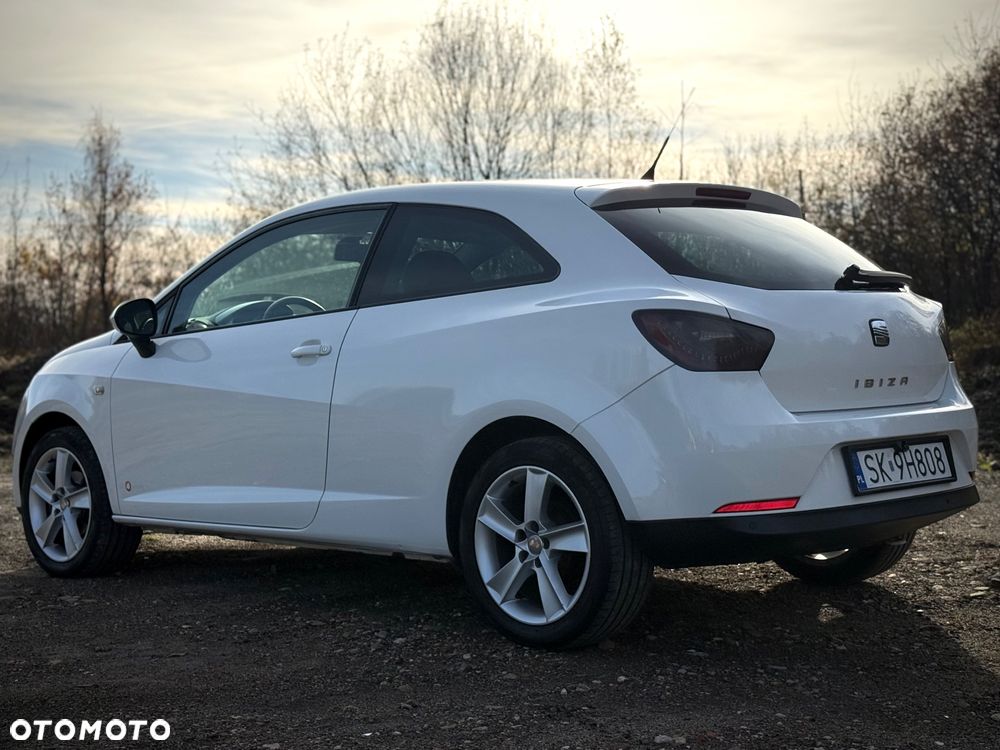 Seat Ibiza SC 1.4 16V Sport - 4