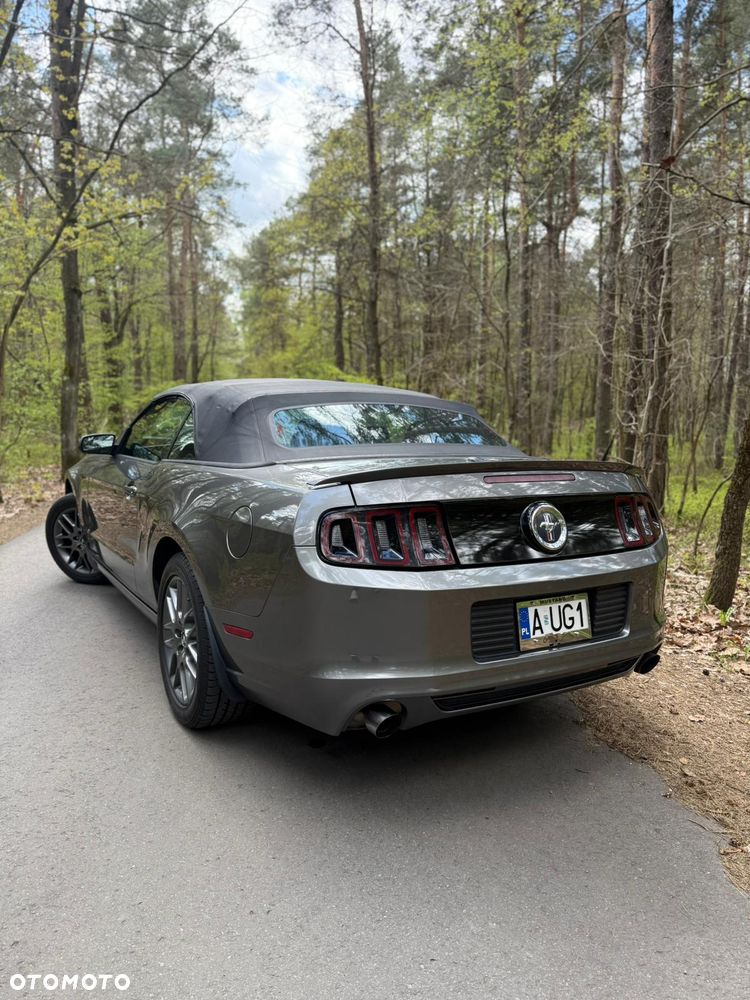 Ford Mustang 3.7 V6 Premium - 4