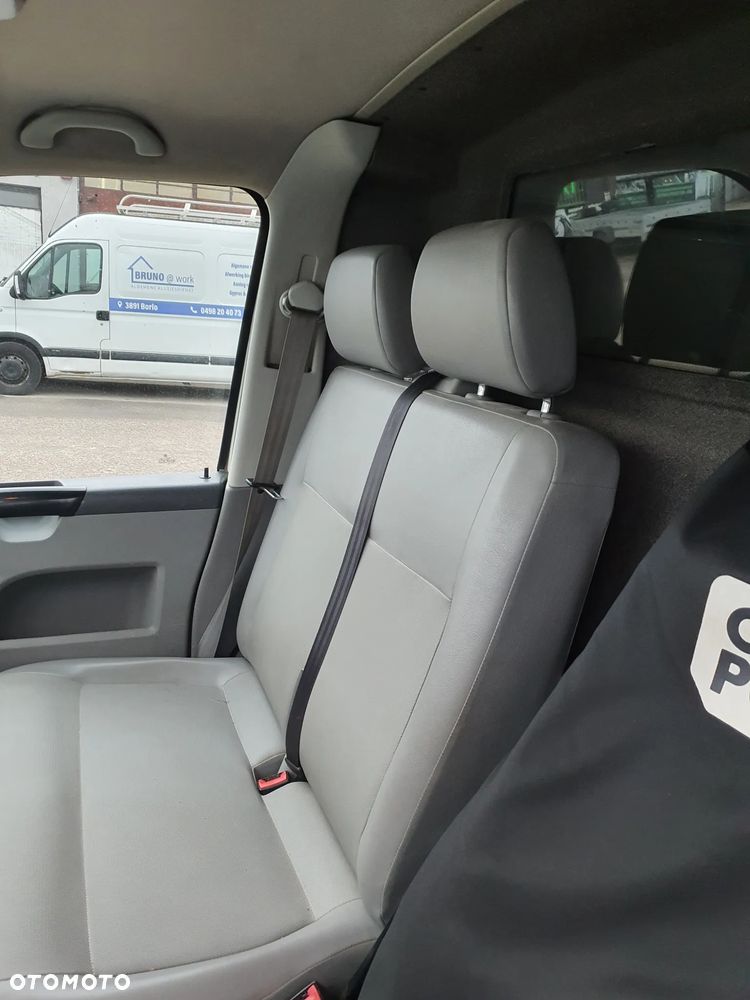 Volkswagen Transporter - 3