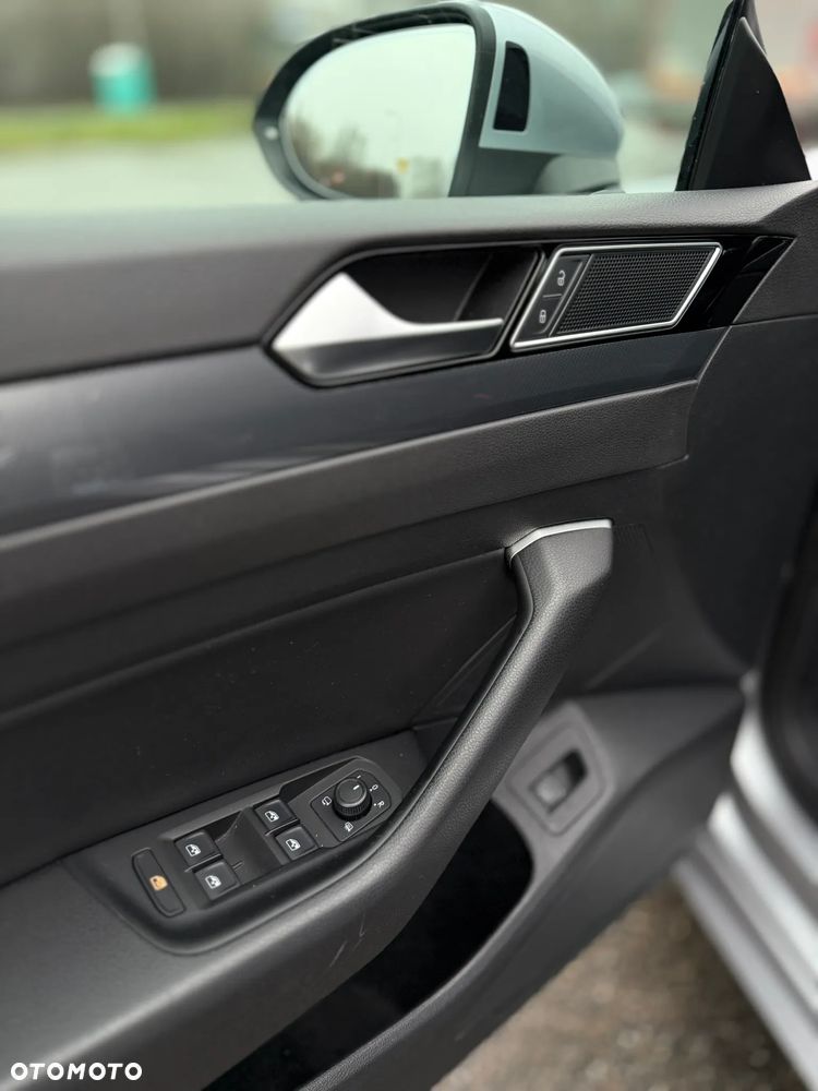 Volkswagen Arteon 2.0 TDI 4Motion SCR R-Line DSG - 13