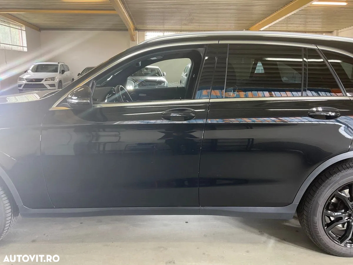 Mercedes-Benz GLC 300 d 4MATIC - 3