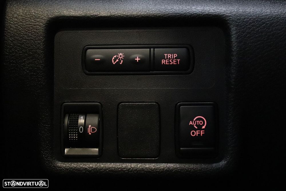 Nissan Micra 1.0 IG-T N-Design Black - 17