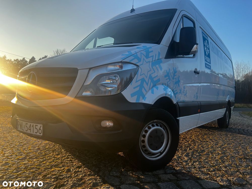 Mercedes-Benz Sprinter - 11