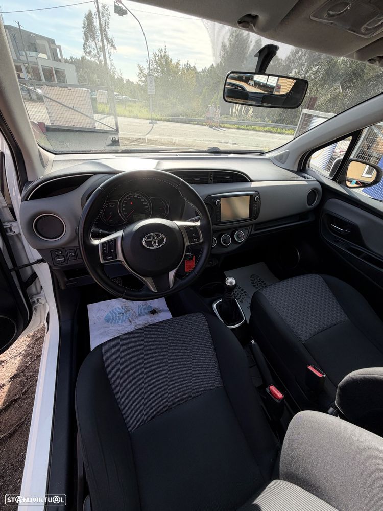 Toyota Yaris 1.4 D-4D Comfort+P.Style - 27