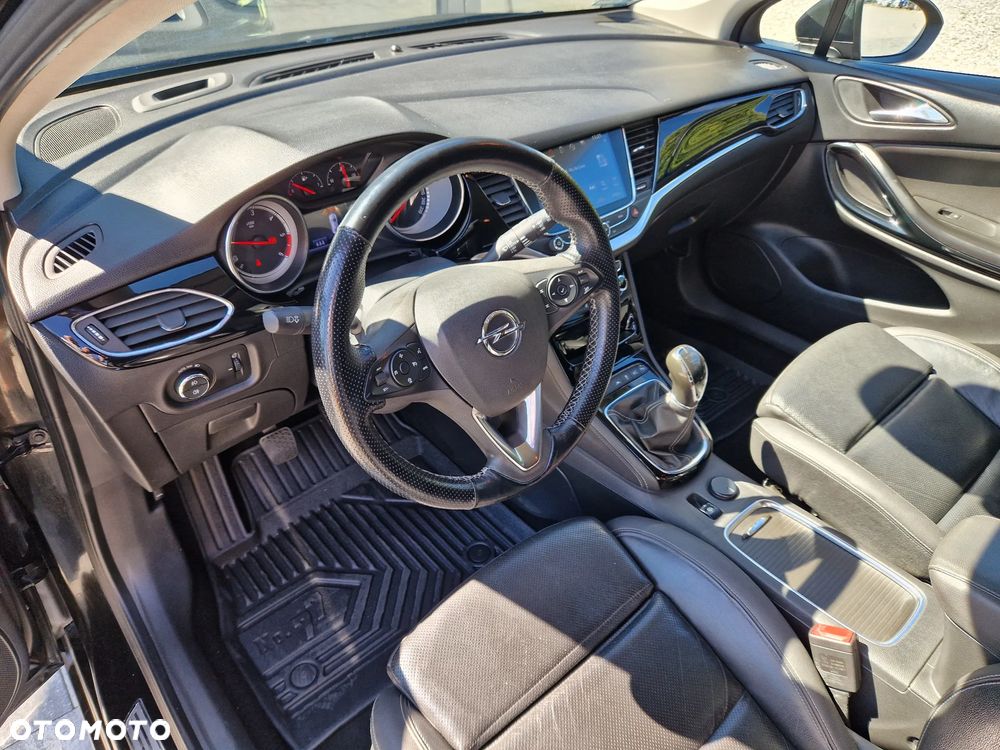 Opel Astra 1.6 CDTI Essentia S&S - 10