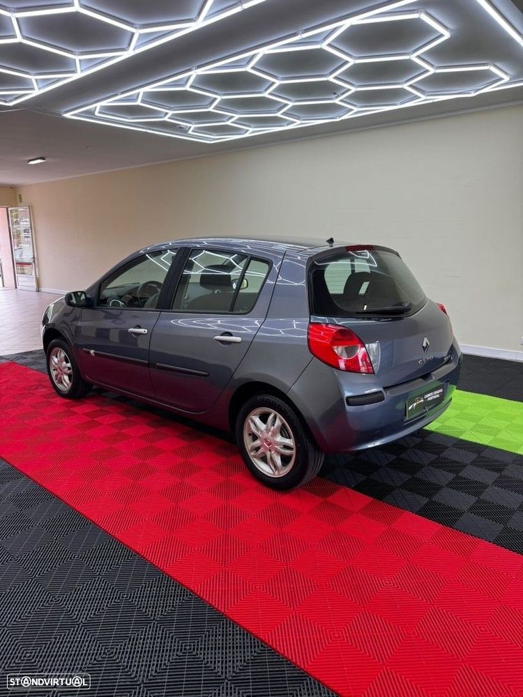 Renault Clio 1.2 16V Dynamique - 7