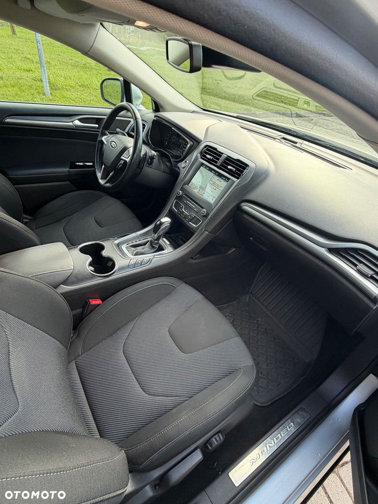 Ford Mondeo 2.0 TDCi Titanium PowerShift - 11