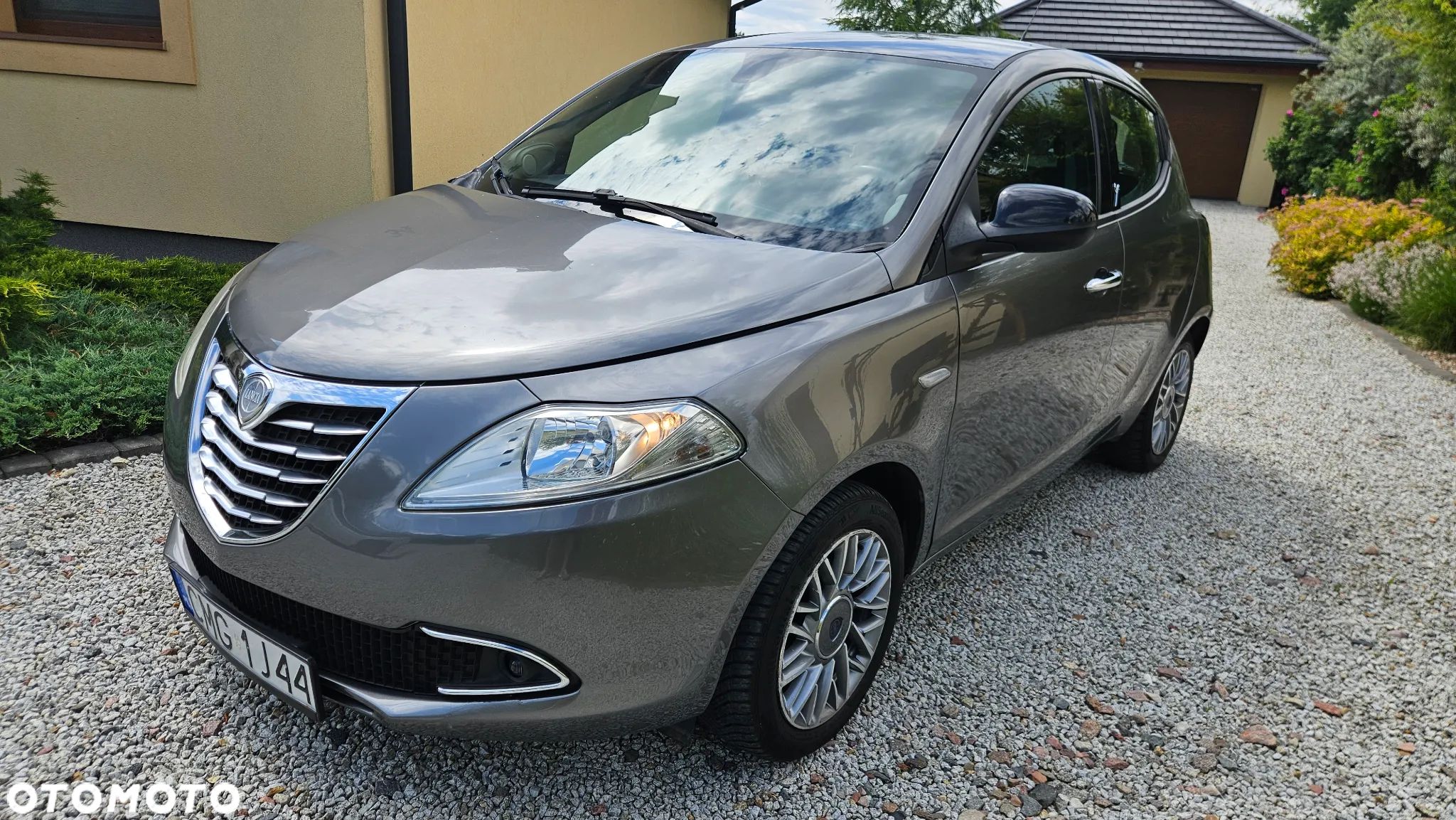 Lancia Ypsilon 1.2 8V Gold S&S - 1