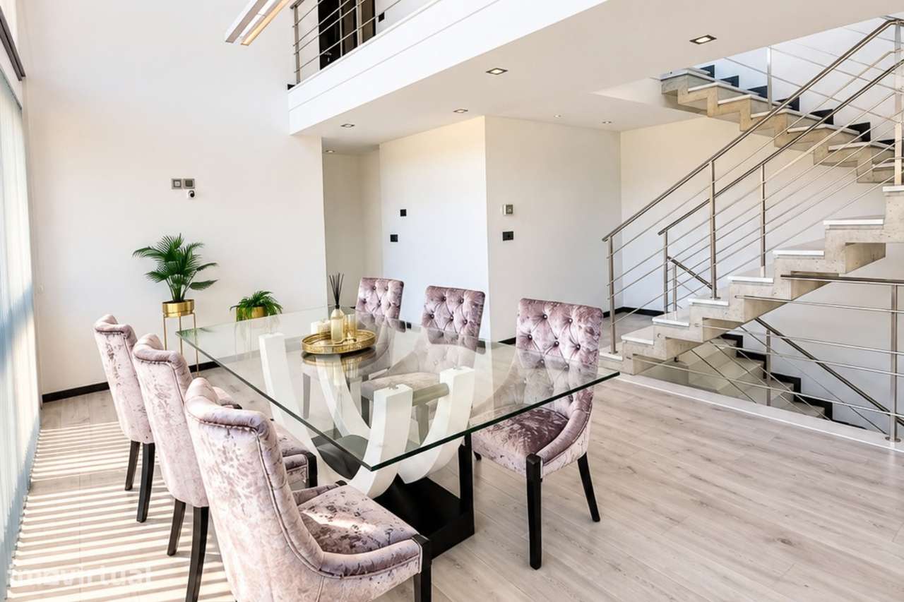 Moradia T4 com Piscina e Terreno em Oiã - Grande imagem: 5/21