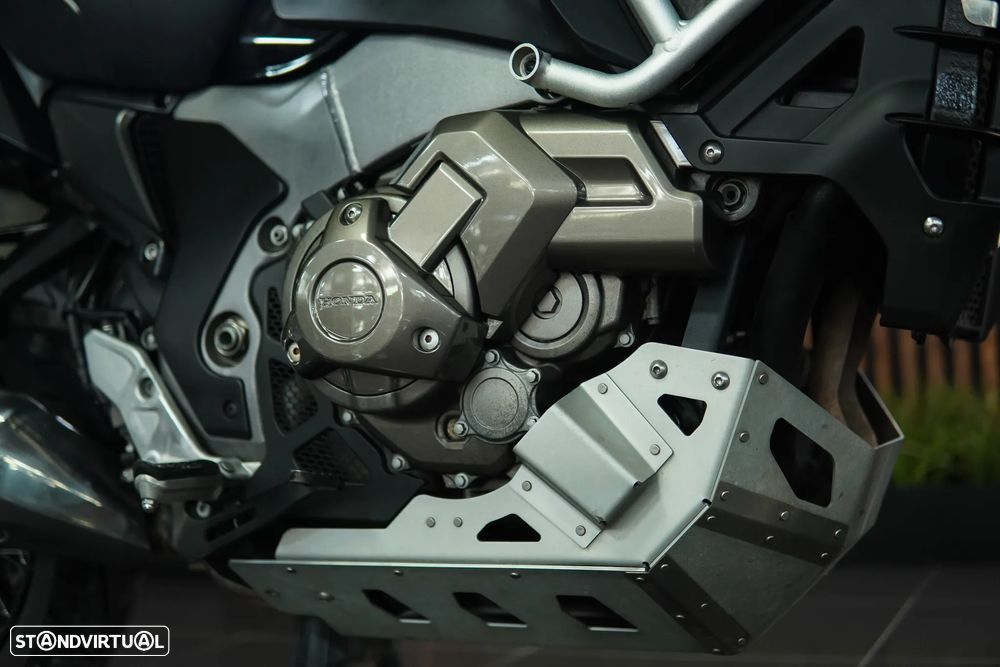 Honda VFR 1200 XD - 48