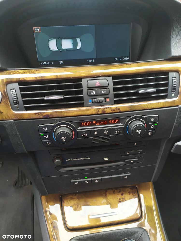BMW Seria 3 - 34